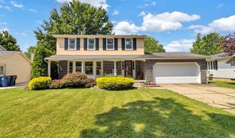 24 Rosewood Dr, Amherst, NY 14221