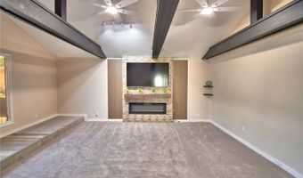 208 CENTER St, Auburndale, FL 33823