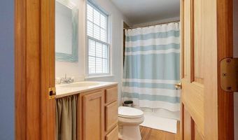 9 Waites Wharf, Newport, RI 02840