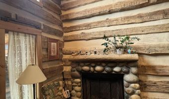 201 BLUE LAKE Cir, Alpine, WY 83128