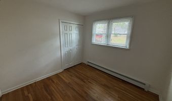 42 Briarwood Dr, Old Saybrook, CT 06475