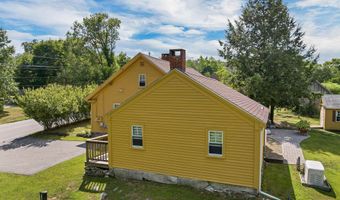 88 Harriman Hill Rd, Raymond, NH 03077