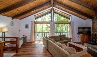 25 Linderhof Strauss Rd, Bartlett, NH 03812
