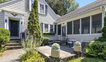 75 Markwood Dr, Barrington, RI 02806