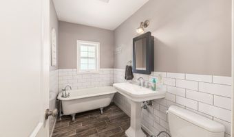 2070 Lakeside Dr W, Alloway, NJ 07422