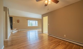 20 High Point Ter, Alloway, NJ 07461