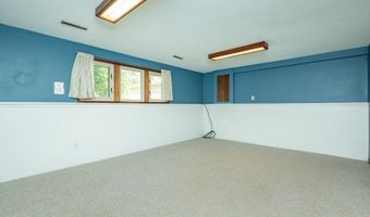 1103 4th St NW, Altoona, IA 50009