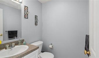 28 Narragansett Rd, Cumberland, RI 02864