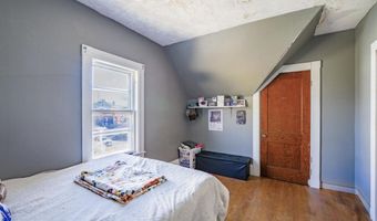 195 Main St, Belfast, ME 04915