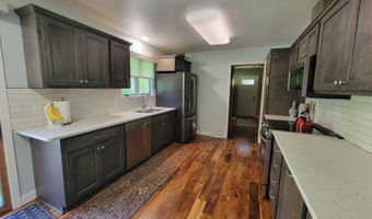1824 Eisenhower Cir, Aberdeen, SD 57401