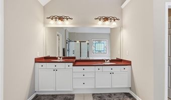 127 Laurel Ridge Dr, Alpharetta, GA 30004