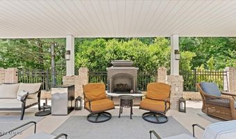 1411 Wood Creek Dr, Athens, TN 37303