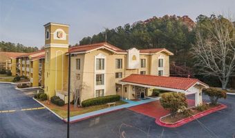 7377 Cityview Dr, Austell, GA 30168