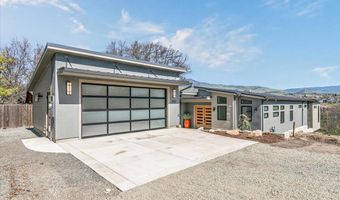 852 Oak St, Ashland, OR 97520