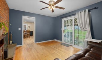 44 Clapboard Ridge Rd, Danbury, CT 06811