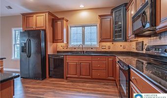 5041 Saw Grass Dr, Allen, PA 18067