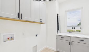 261 S 1st St W, Cowley, WY 82420