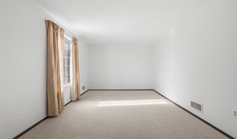 612 Sewickley Heights Dr, Aleppo, PA 15143