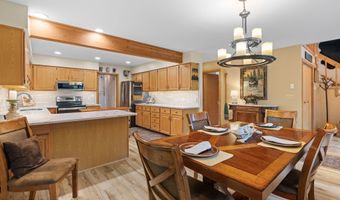129 Woodbury, Blakeslee, PA 18610