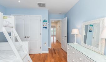 11200 SEABISCUIT Ln 101, Berlin, MD 21811