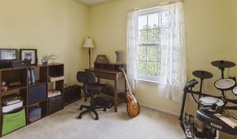 94 Georgetown Blvd, Barnegat, NJ 08005