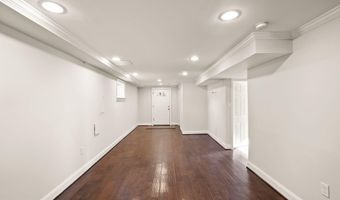 4211 DOWNING St, Annandale, VA 22003