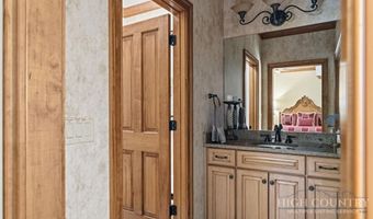 39 Crestview Ln, Banner Elk, NC 28604