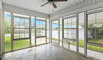 301 E Craig St, Atmore, AL 36502