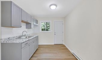 805 Bayview Ave, Amityville, NY 11701