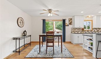 956 Blackoaks Ln, Anoka, MN 55303