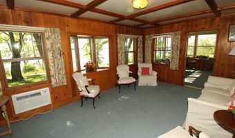162 Pillsbury Pt, Arnolds Park, IA 51331