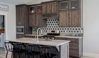 4878 Torcello Dr, Ammon, ID 83406