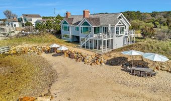 8-10 Old Lazy Point Rd, Amagansett, NY 11930