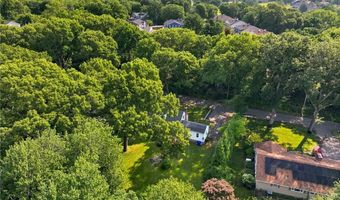 380 Angell Rd, North Providence, RI 02904