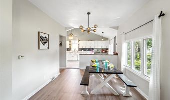 1507 Searle St, Des Moines, IA 50317