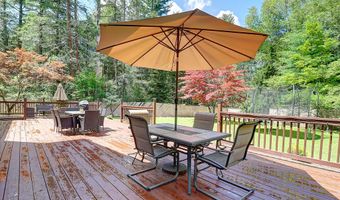 103 Malory Ct, Blakeslee, PA 18610