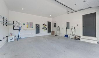 103 NW Ozark Way, Bentonville, AR 72712