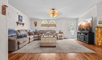 6679 NW 27th Pl, Bell, FL 32619