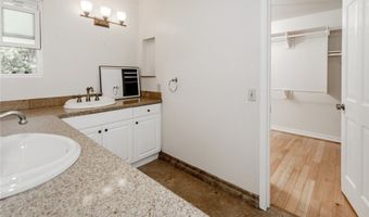 29251 Fountainwood St, Agoura Hills, CA 91301