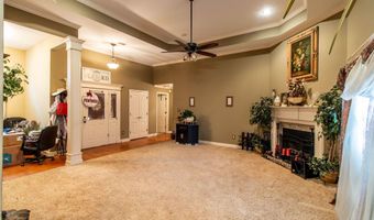 1528 Brookshire Dr, Benton, AR 72019