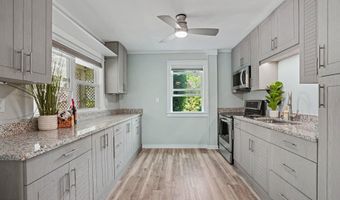 9854 Rivergate Rd NW, Ash, NC 28420