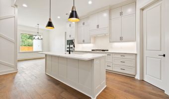 7044 Star Dust Ln, Alexander, AR 72002