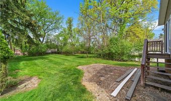 1266 Belrose Rd, Mayfield Heights, OH 44124