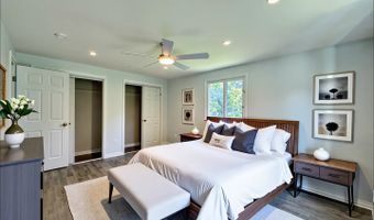 345 Souwanas Trl, Algonquin, IL 60102