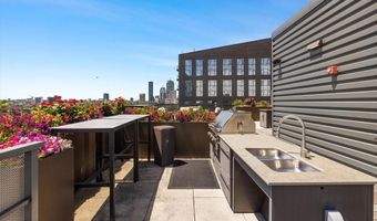32 Traveler St #701, Boston, MA 02118