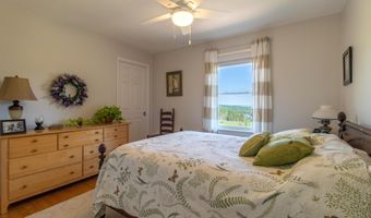 938 Stevens Rd, Barton, VT 05822