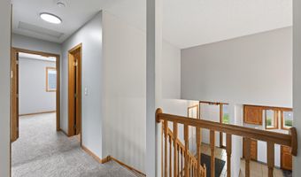 10607 56th St NE, Albertville, MN 55301