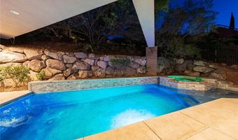 29 Soaring Bird Ct, Las Vegas, NV 89135