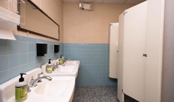 7372 HENRY Ave, Philadelphia, PA 19128