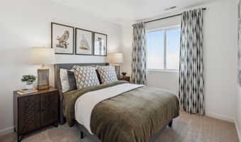 924 Andrews Crest Dr, Berthoud, CO 80513